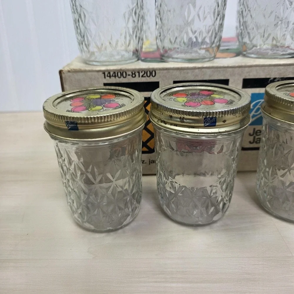 10 Ball Quilted Crystal Jelly Jars Tall w/ Grapes & Fruit Lids 4